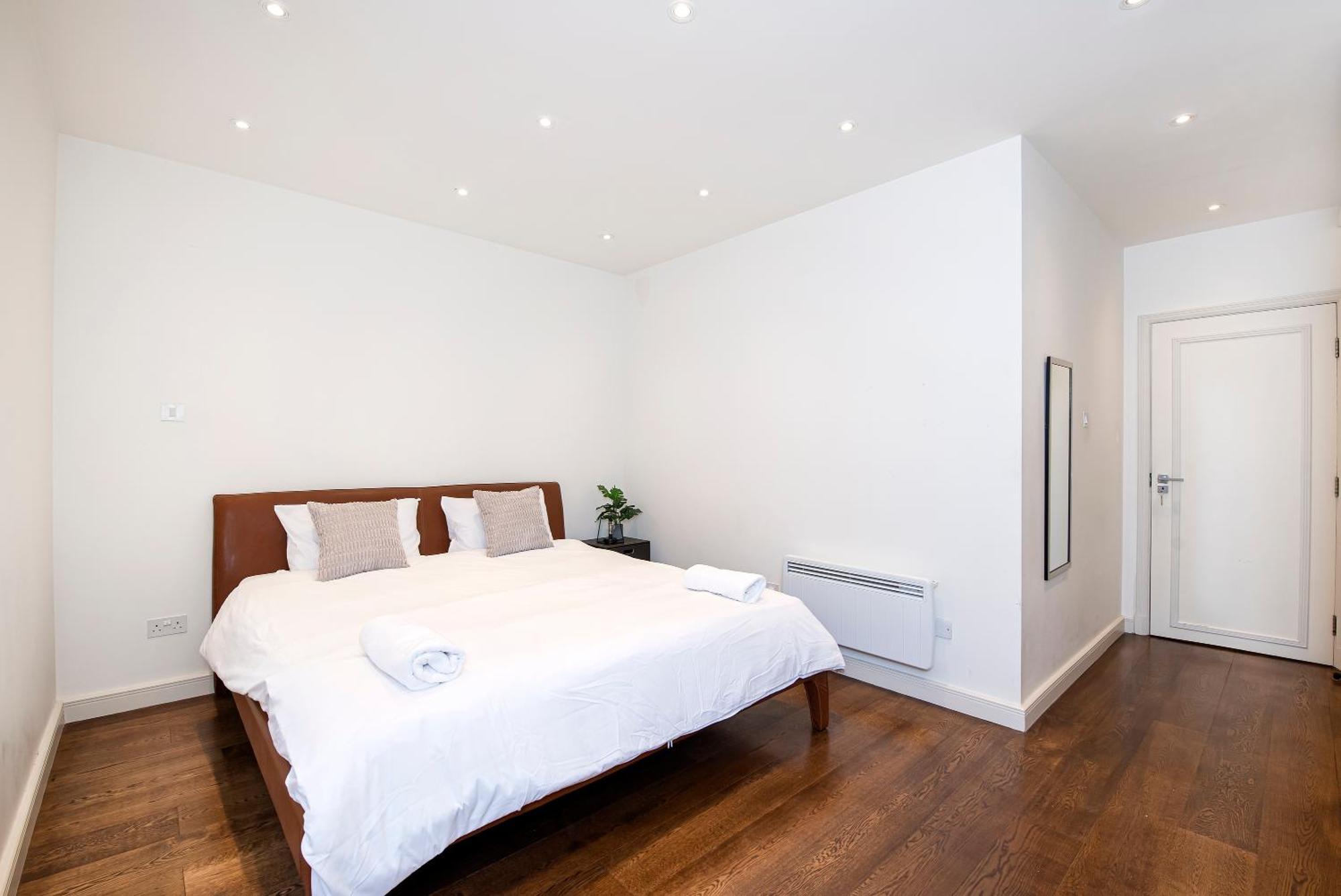 Central 2 Bed Maissonette London Exteriör bild